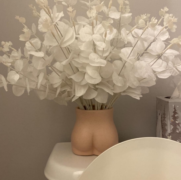 BOOTY VASE - Picture 11 of 15